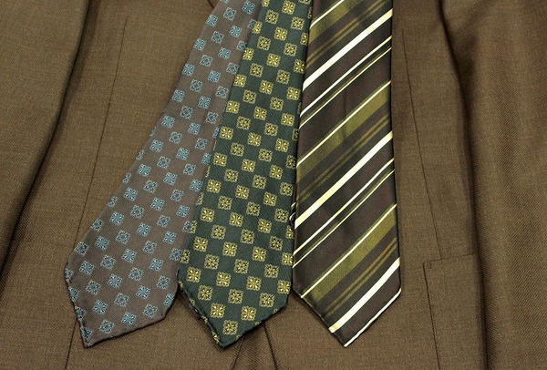 Tie your tie セッテピェゲ TIE YOUR TIE セッテピエゲ第一弾入荷です！